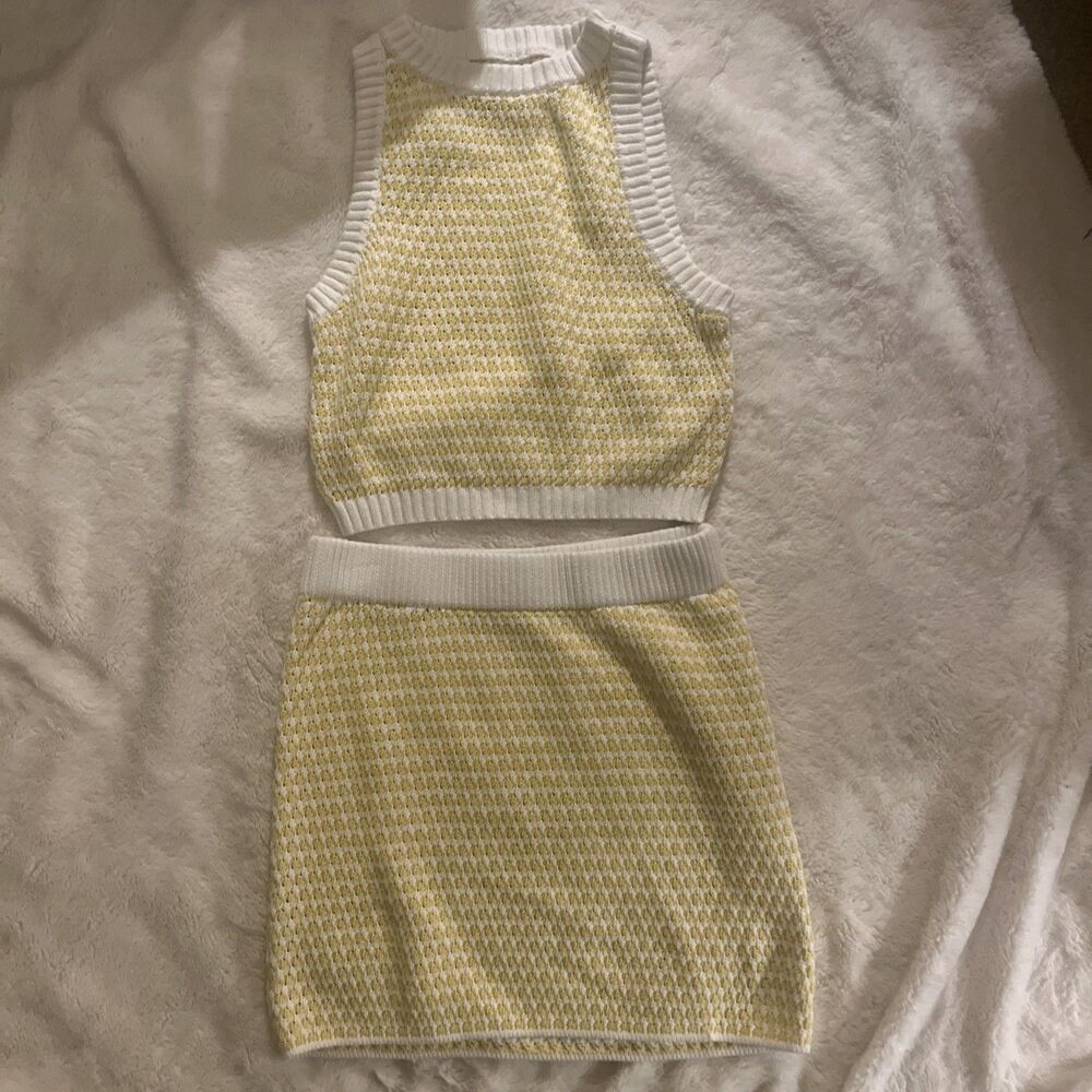 Future Collection x Alani Noelle Women’s Yellow Knit Sweater & Mini Skirt Set XS